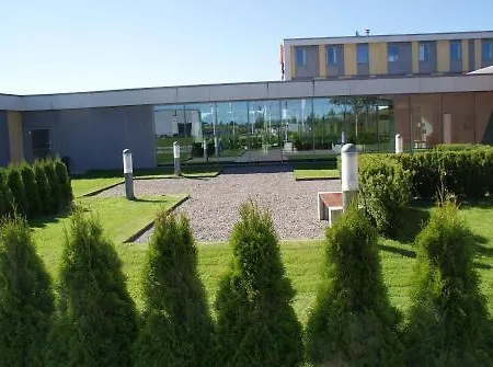 Western Oslo Airport Garder