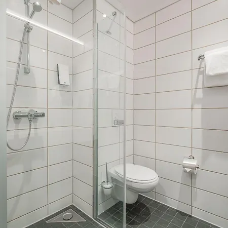 Western Oslo Airport Hotell 4*