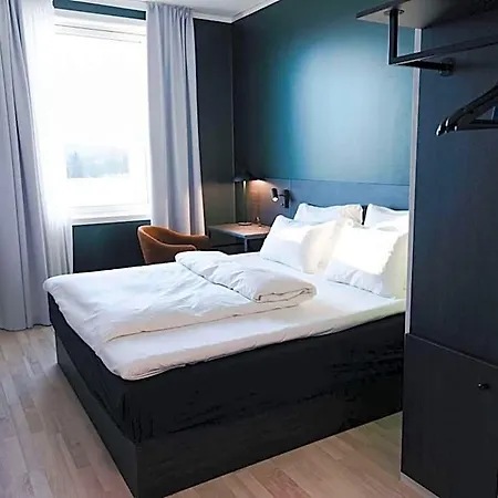 Western Oslo Airport 4*