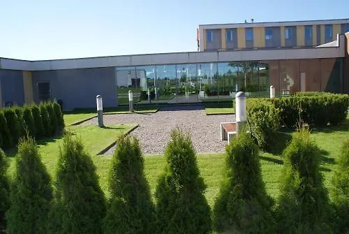 Western Oslo Airport Garder