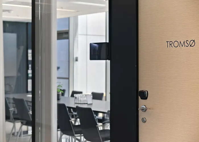 Western Oslo Airport Hotel 4*