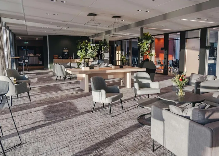 Western Oslo Airport