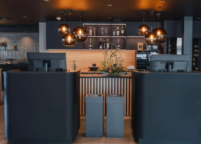 Western Oslo Airport Hotel 4*