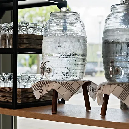 Western Oslo Airport Garder