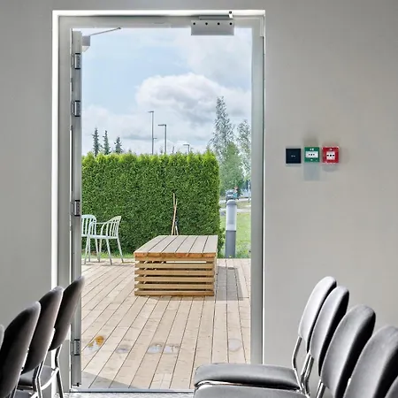 Western Oslo Airport Garder