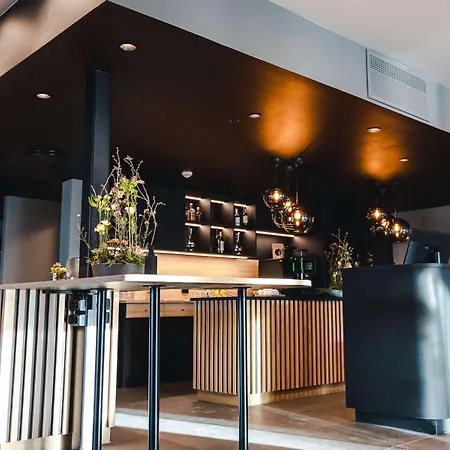 Western Oslo Airport Garder